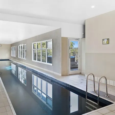 Rural 5 Star Villa'S With Resort Amenities Cowes Exterior photo