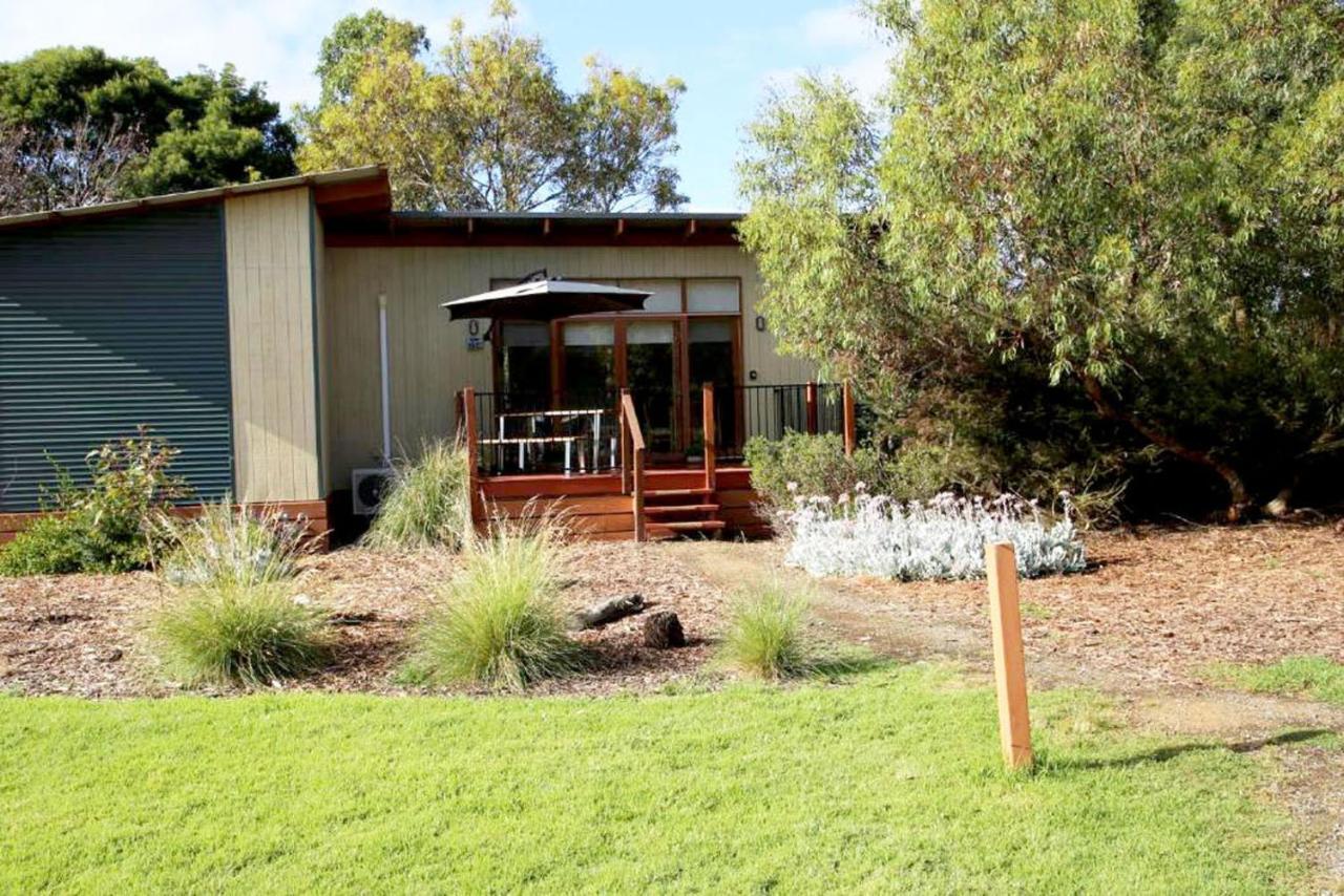 Rural 5 Star Villa's With Amenities Villa
