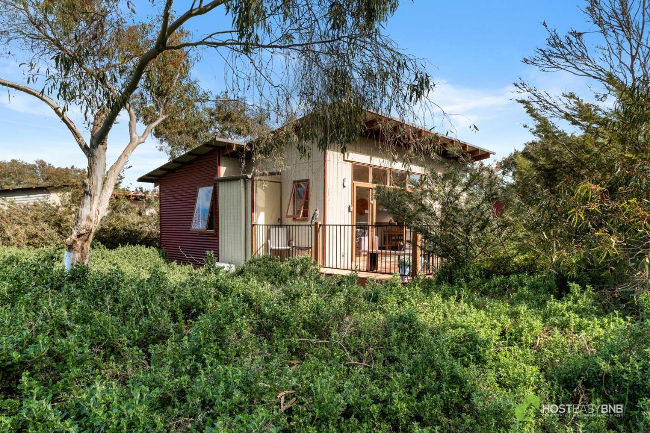 Rural 5 Star Villa's With Amenities Cowes