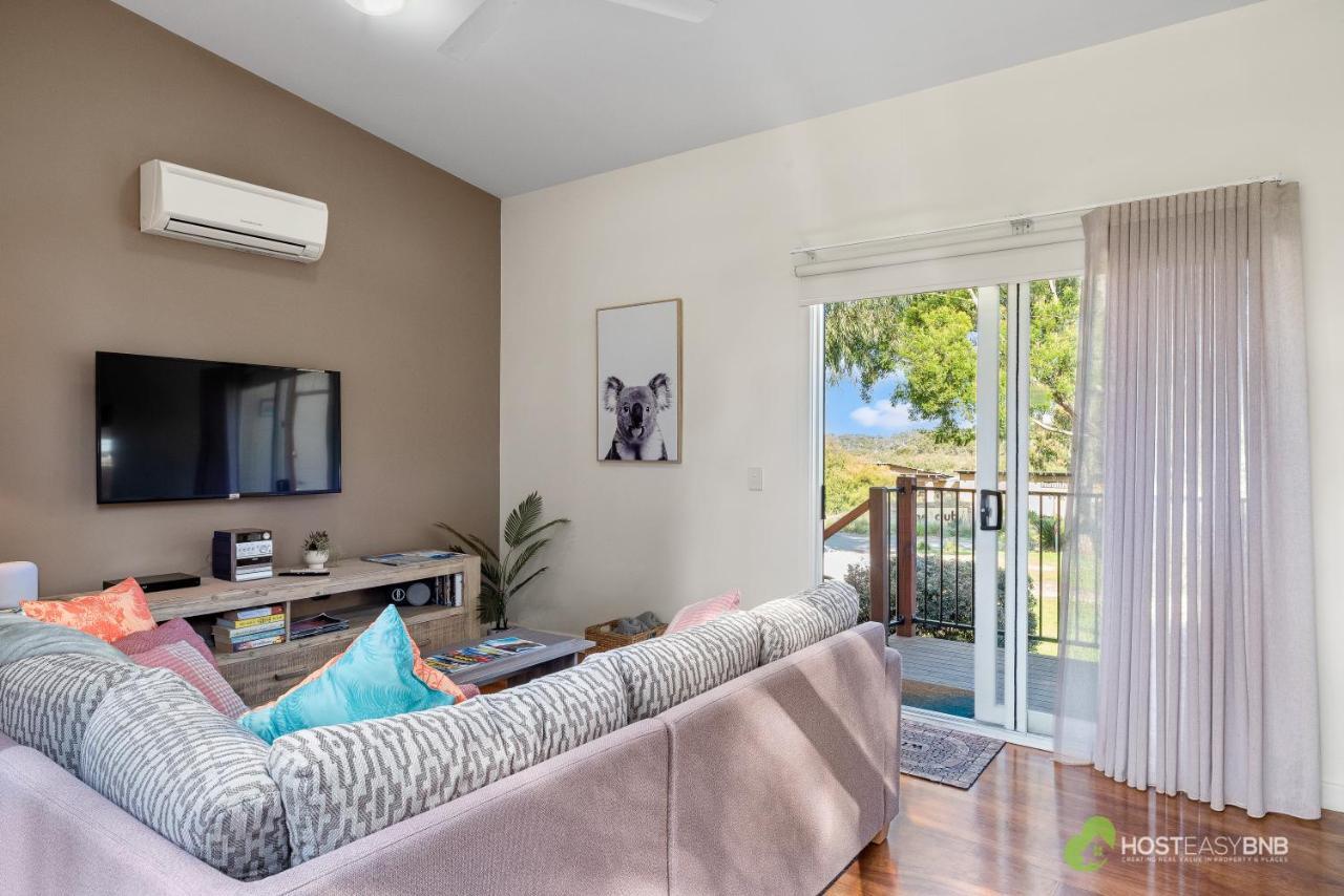 Rural 5 Star Villa's With Amenities Villa Cowes